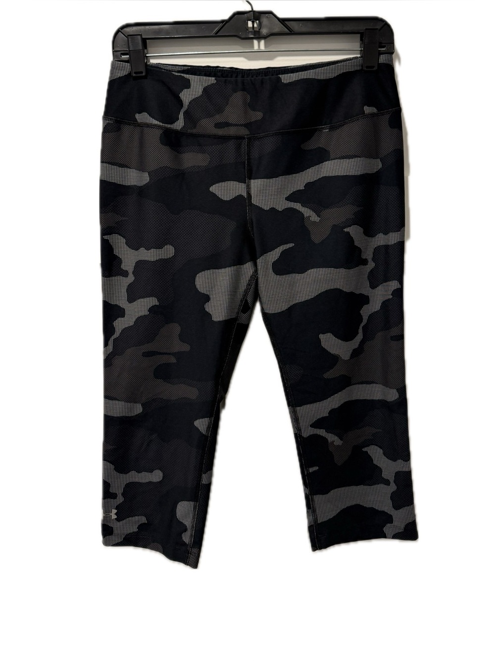 Under Armour Capri Leggings in Black Camo